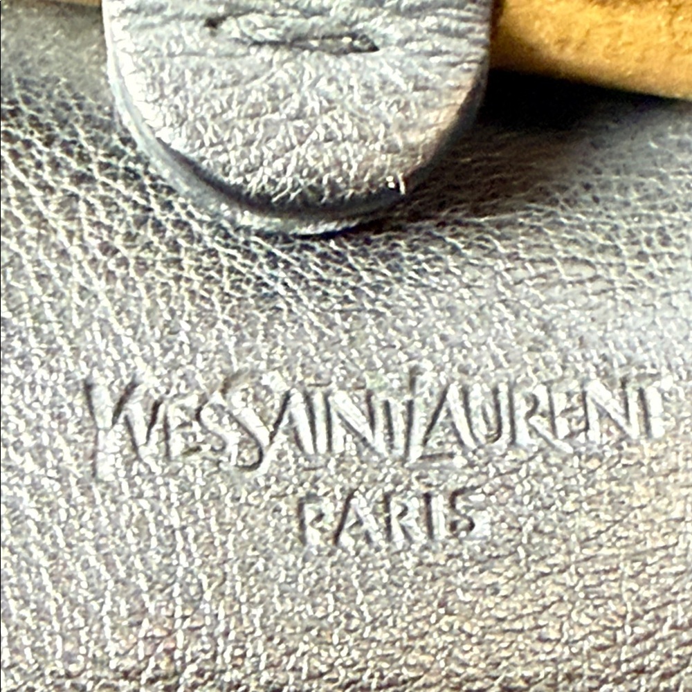 Yves Saint Laurent Muse Shoulder Tote Black Leather Bag - Picture 2 of 15